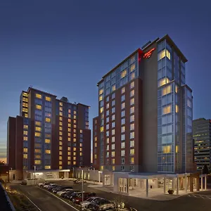 Hampton By Hilton Downtown Otel